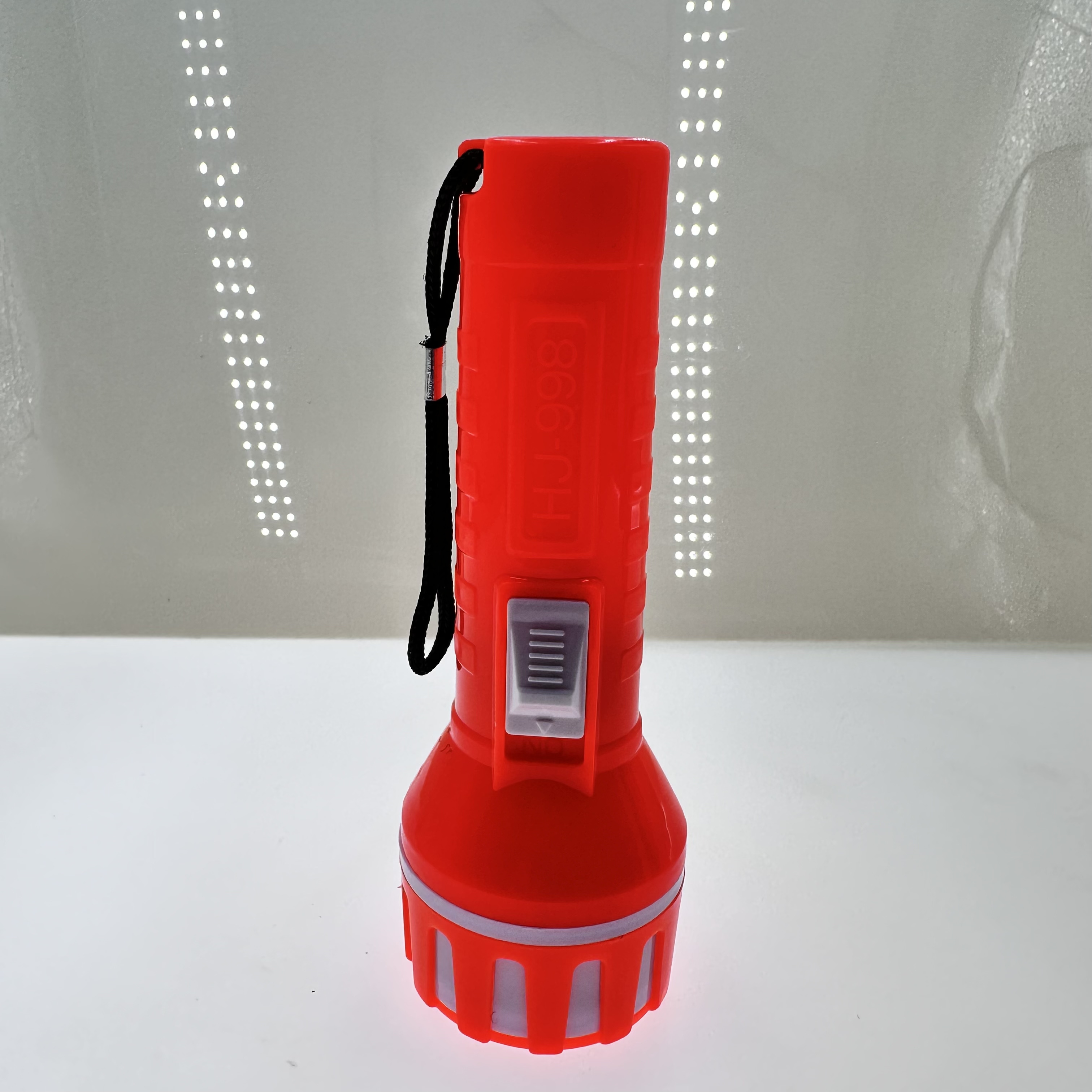 Reasonable Price Multi Color Durable LED Flashlight Eco-Friendly Useful Emergency Lighting Led Torch