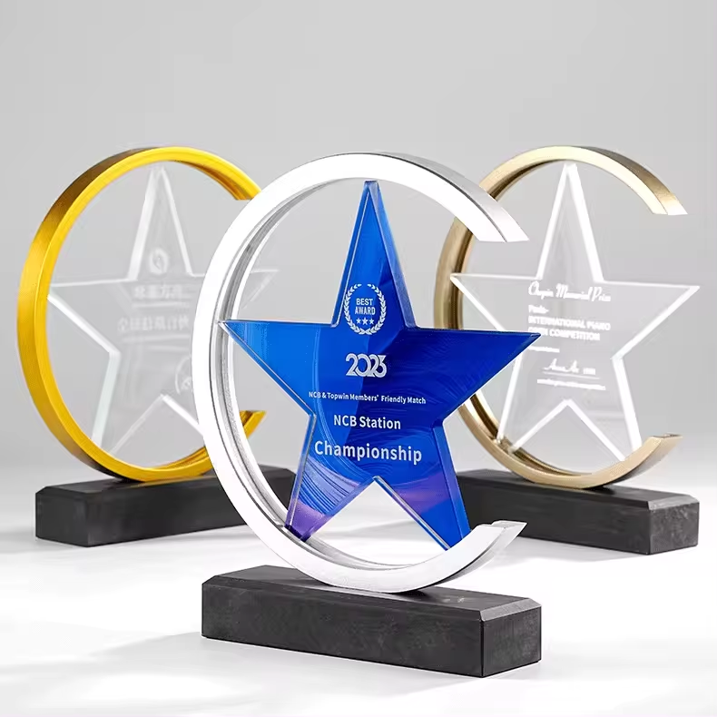 High-Grade Creative Five-Pointed Star Metal Crystal Trophy Custom Supplier Enterprise Annual Awards Love Theme Souvenir Plaque