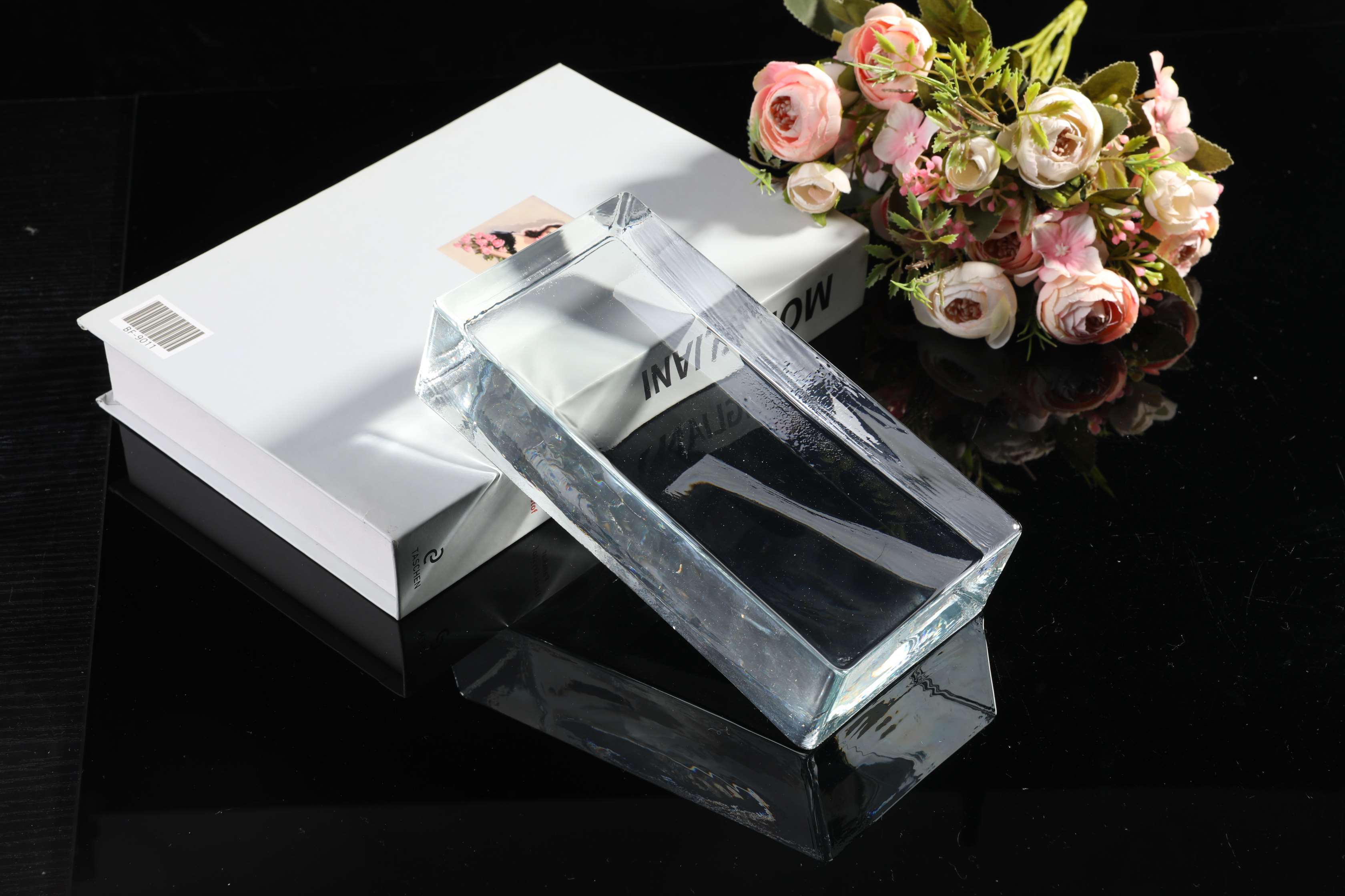 New Innovation 200*100*50mm Clear Cuboid Glass Bricks Rectangular Hot Melt Glass Bricks For Decoration