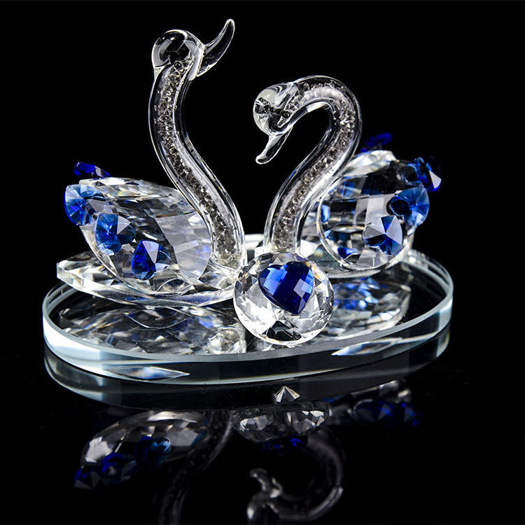 Professional Customization Wedding Blue Centerpiecse Decoration Gift Crystal Glass Swan With Stand