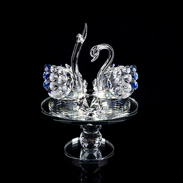 Wholesale Beautiful Small Crystal Blue Glass Swan For Wedding Decoration Gifts Or Souvenir