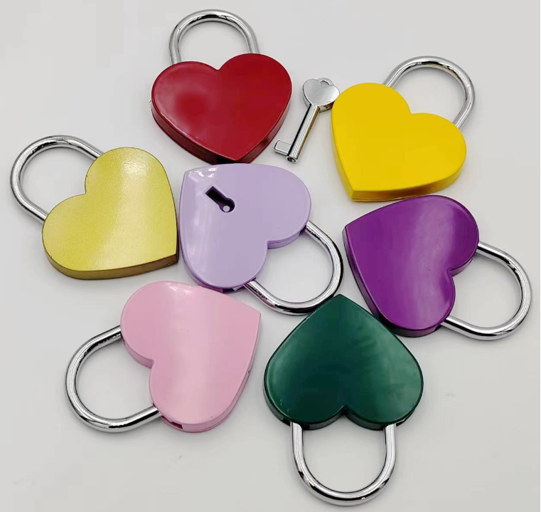 Rarlux Top Quality Colorful Heart Shape Padlock Love Locks For Wholesale and Valentines Day Gifts Padlock Factory