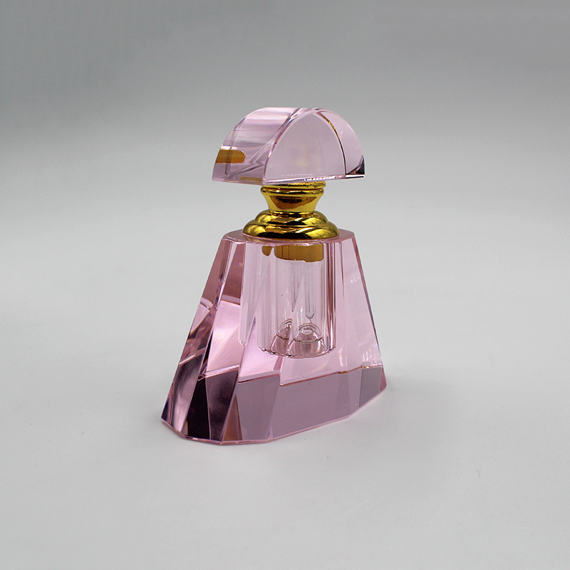 Wholesale Perfumes And Cosmetics Manufacture Diamond Shape AB Color Crystal Perfume Bottle For Gift