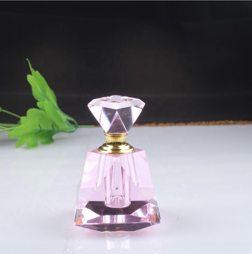 Wholesale Cheap 3ml 6ml 12ml Beautiful Pink Europe K9 Crystal Perfume Bottles Crystal Fragrance Bottle For Souvenirs