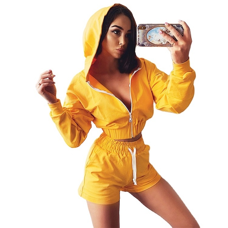 Hot sale fitness outfits hip hop sweat suits long sleeve cropped zipper hoodie and shorts two piece sexy tracksuit set women