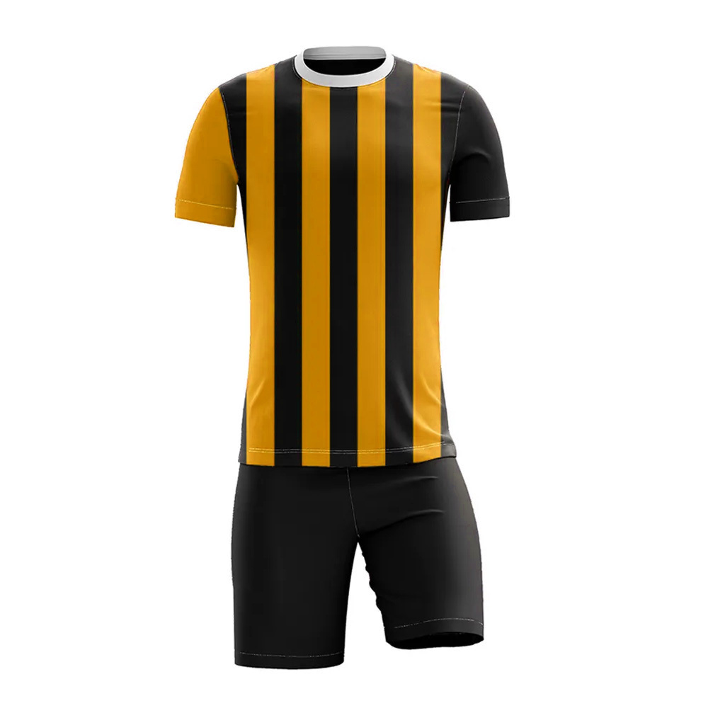 Men's Sports Wear 100% Polyester Soccer Uniforms / Wholesale Price Half Sleeve Jerseys Football  Uniform For Men