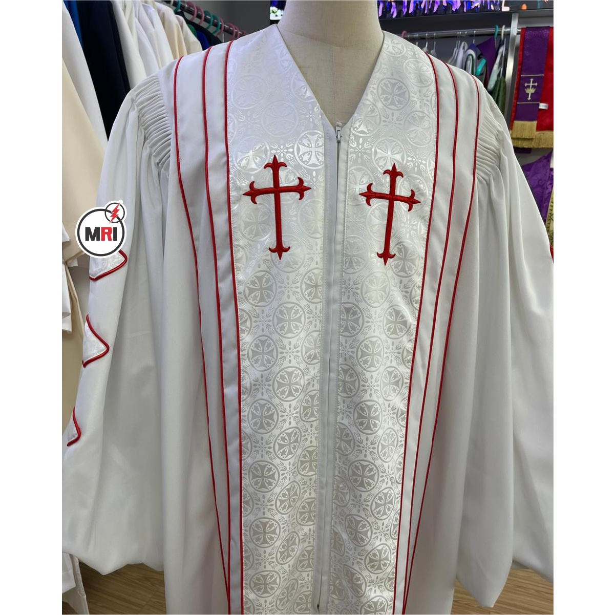 Custom design wholesale clergy bishop doctoral clergy robes School Customized High Quality College Graduation Unisex OEM Uniform