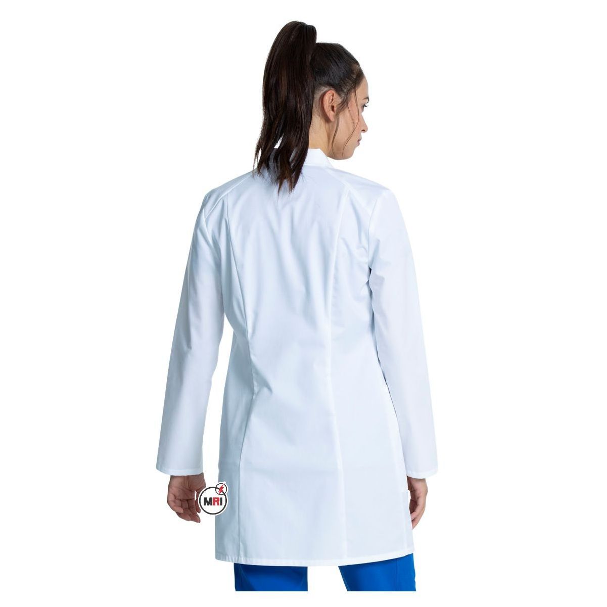 Anno 2023 New Arrival High Quality Dust-proof Anti-wrinkle Fit Hospital Uniforms White Lab Coat for women Medical Gown