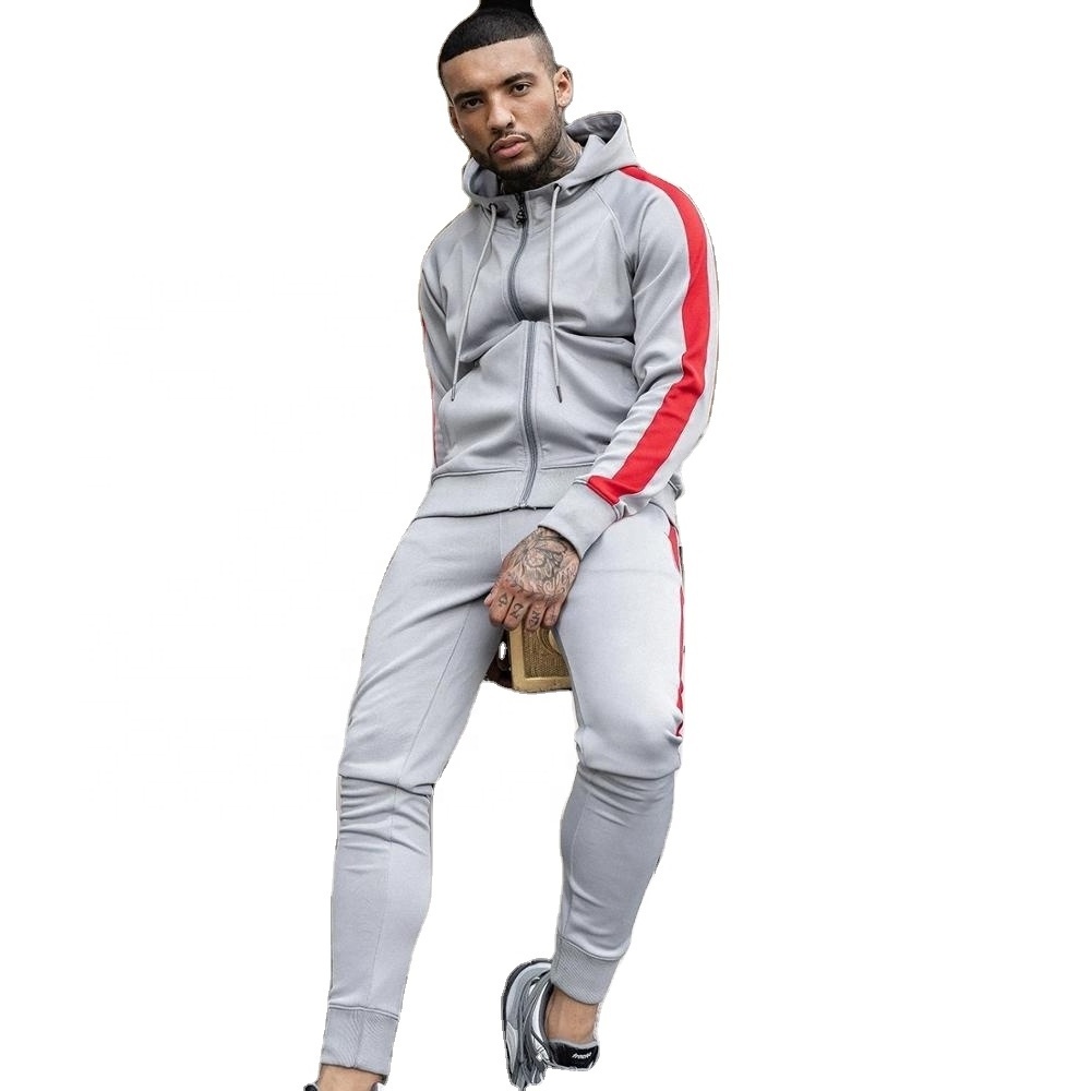 men training suit Customize color and Logo Men's Track suit  100 cotton men training cargo tracksuit Fleece all  Colour Jacket