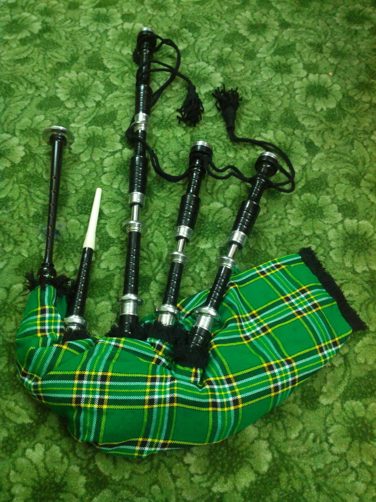 Full Set Bagpipes Rosewood