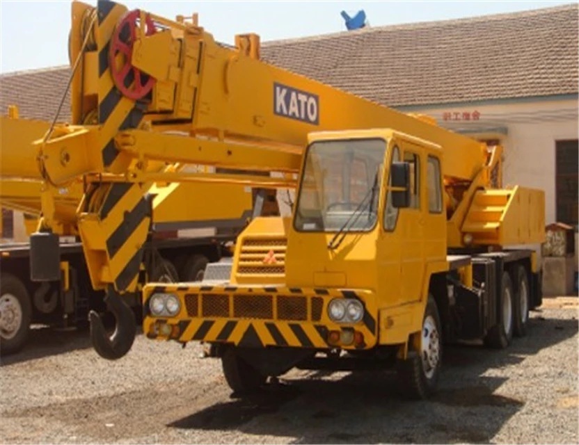 Used KATO nk-250e Hydraulic truck crane 25ton cheap price