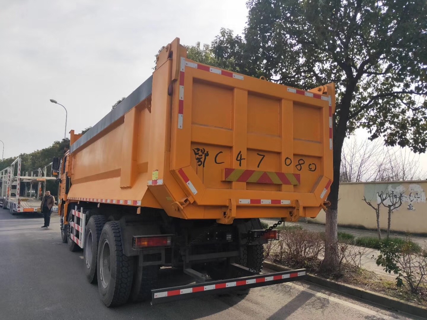 Shacman Dump Truck F2000 F3000 H3000 6X4 380HP 420HP 10 Wheeler 40ton Used Tracks Heavy Duty Lorry Tipping Tipper Dumper Truck