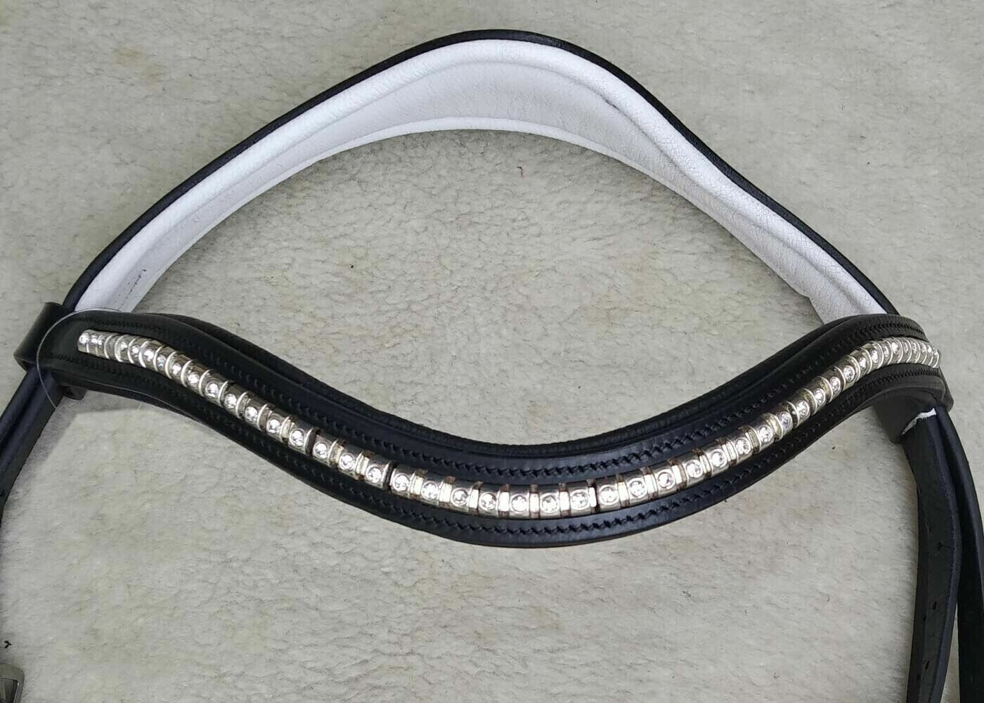 WHOLESALE FACTORY HORSE LEATHER BRIDLE & WEAVER LIGHTWEIGHT LEATHER HORSE BLACK & WHITE BRIDLE EQUESTRIAN PRODUCTS HAND MADE