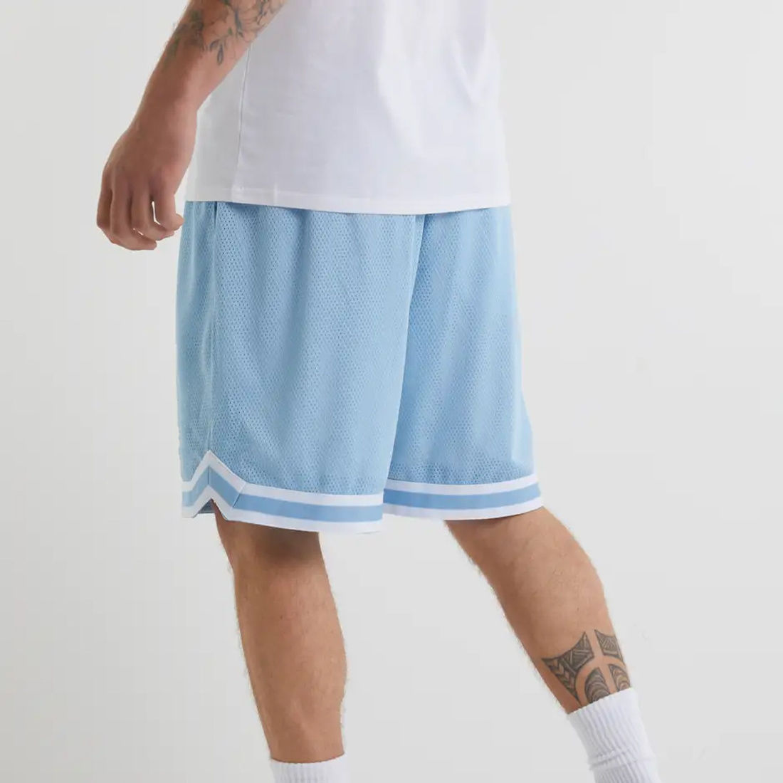 SKy blue classic printed blank shiny breathable medium above the knee customable men's embroidery basketball shorts with pockets