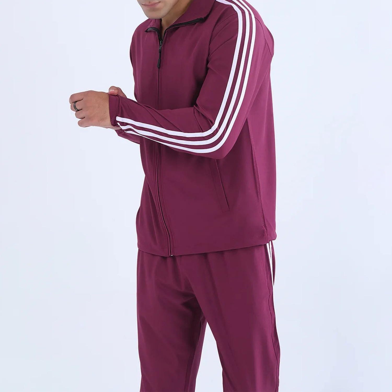 Customized Logo Design Printed Long Sleeve Maroon Color Fashionable Stand up Caller blank Sports Fitness Tracksuits