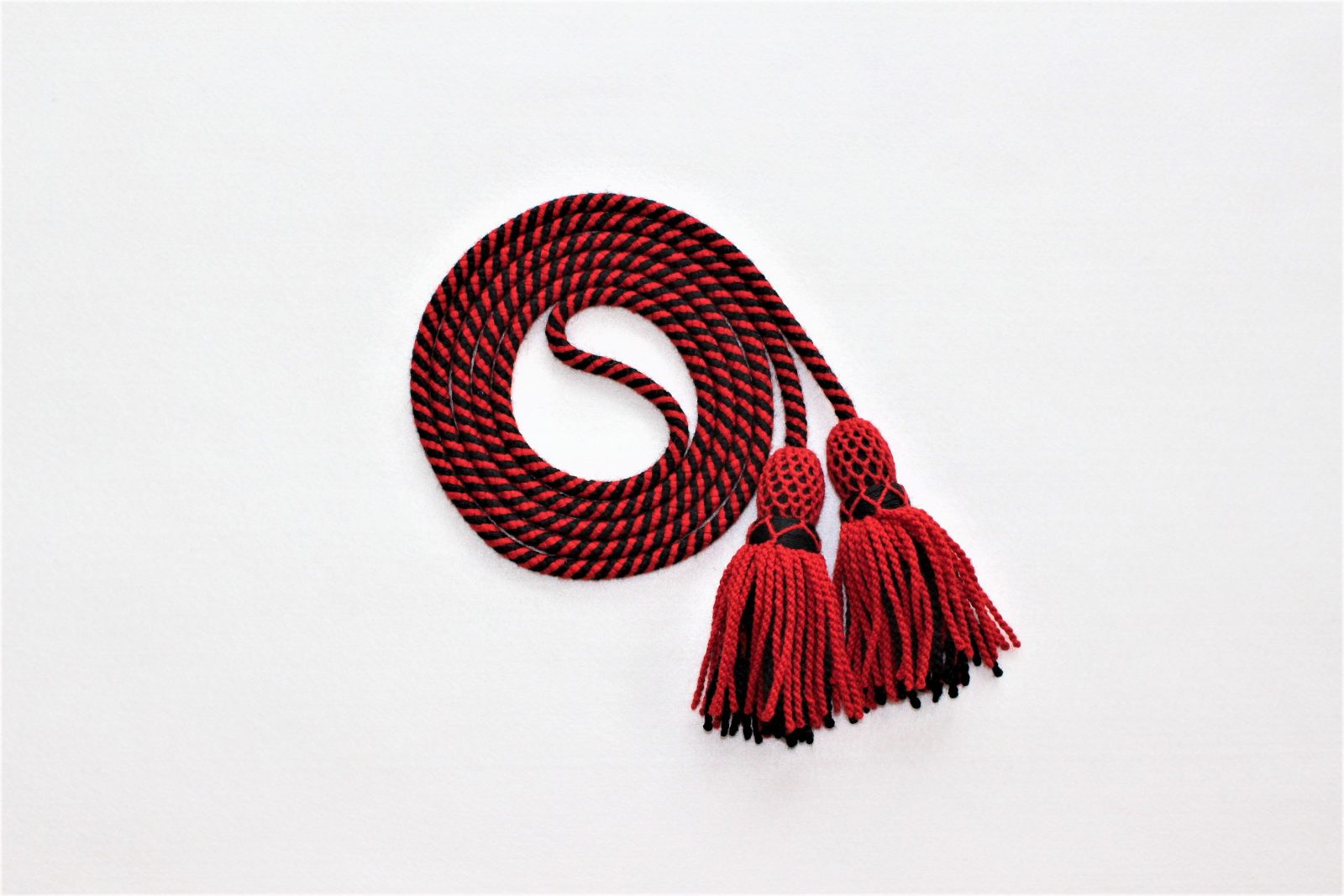 OEM Wholesale Silk 100% Cotton Bugle Ceremonial Stewart Bugle Cord for Marching Band and Bagpipers Customized Colors Tassel Cord