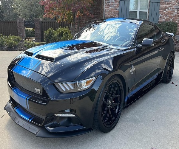 2017 F ORD MUSTANG SHELBY SUPER SNAK 11000 MILES 6-SPEED MANUAL SUPERCHARGED V8 POWER