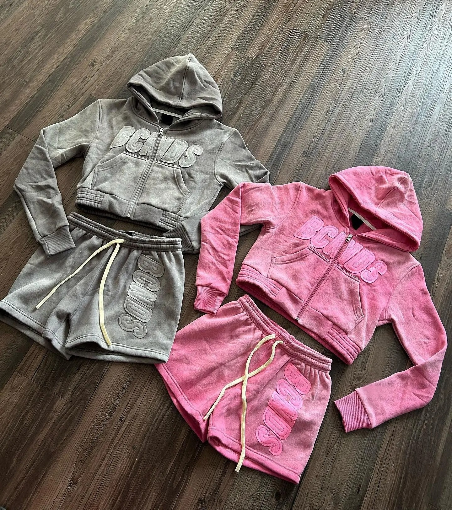 Two Piece Women Clothes Cotton Fitted Zipper short Tracksuit Embroidery Patch Sweatsuits Cropped Hoodie And Shorts Sets Women's