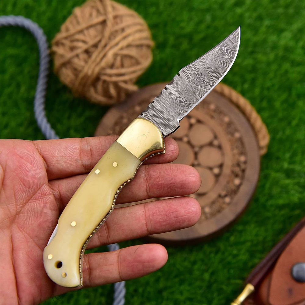 Outdoor Survival Knife wholesale made Best Quality Steel Folding Knife / Custom New Design Handmade Outdoor Folding Pocket Knife