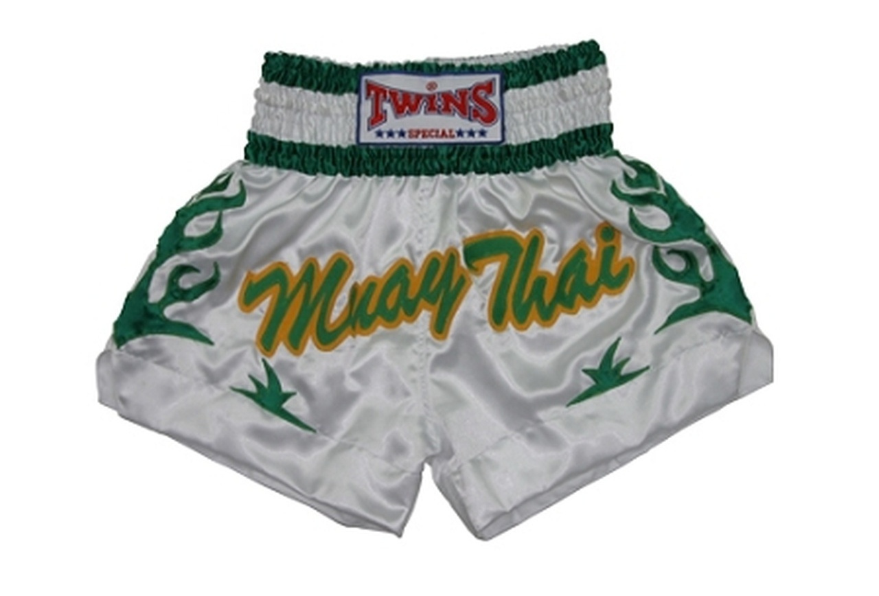 Muay Thai Shorts Custom Made Top Quality Embroidery Patch Work Muay Thai Shorts Kick Boxing Fighter Muay Thai Shorts