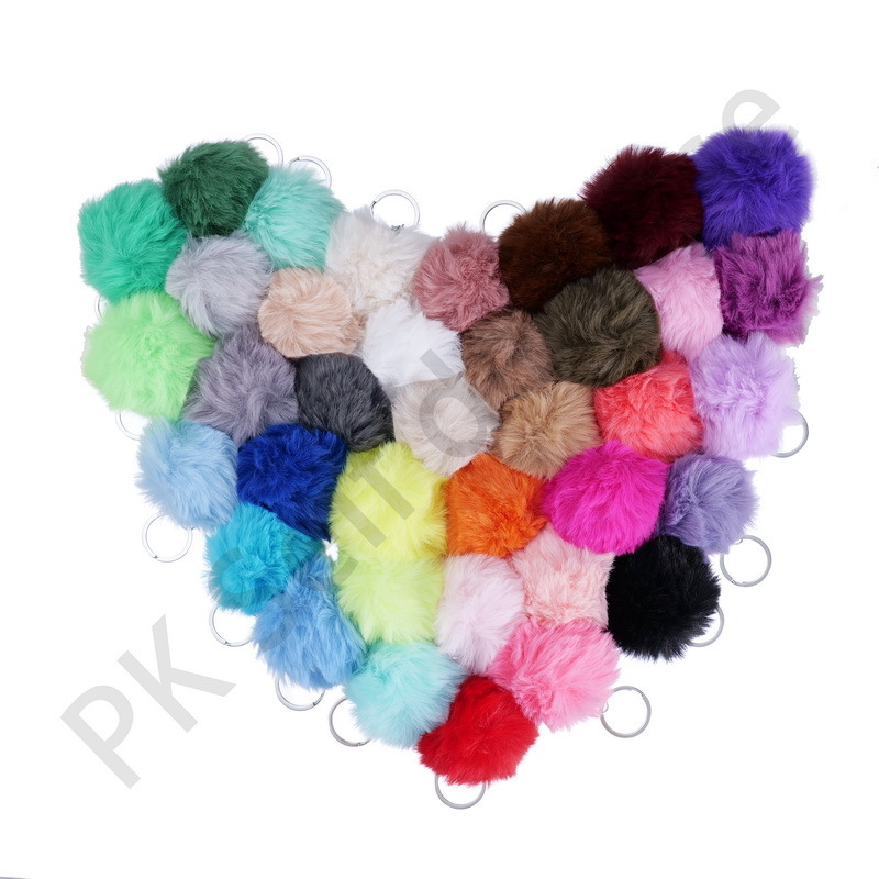 2024 wholesale factory's multi colors fur ball cute puff key ring 8cm pompom keychain for women