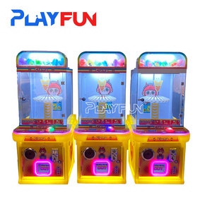 PlayFun Hot Sale High-Quality Coin Operated Clamps Machine Clamp Gift Win Prize Game Vending Game Machine