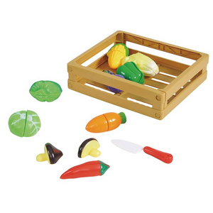 Playgo SLICE AND SHARE VEG  Characters cut fruit and vegetable toys and boxes