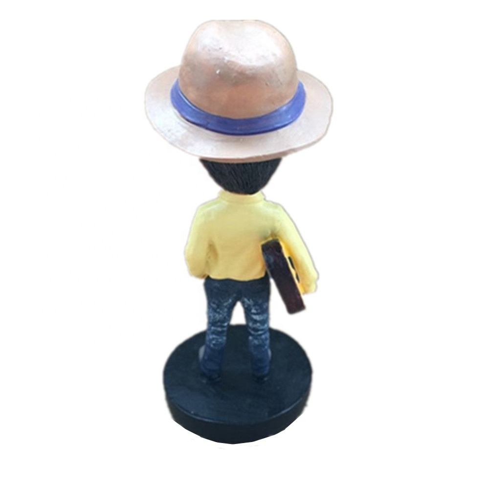 Customized Asian Musician bobblehead dolls Music player figurine