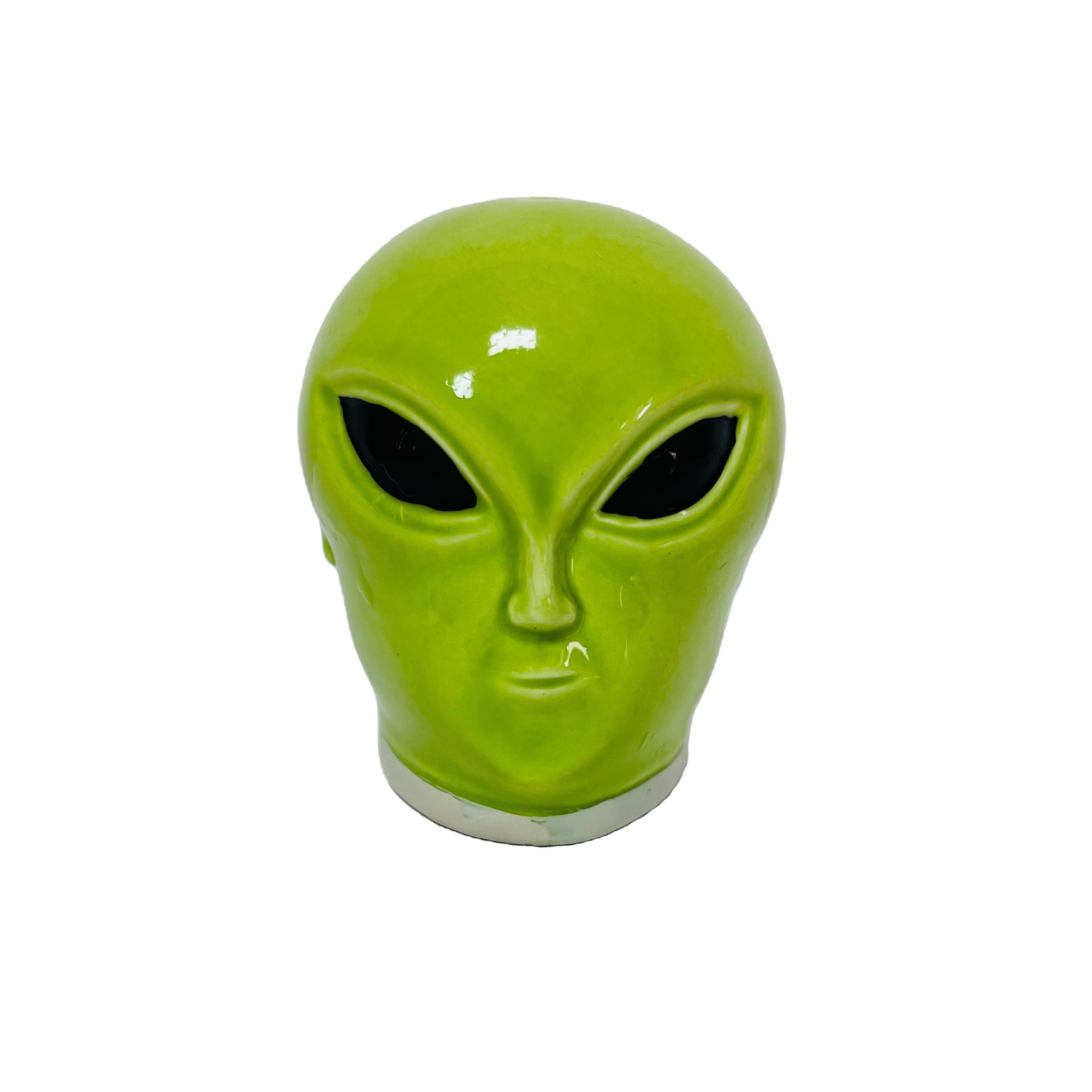 Ceramic Green Alien Salt and Pepper shakers Custom kitchen tool bottles wholesales