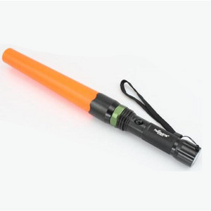 Hot sell lithium batteries/AAA battery traffic signal wand control led torch hot sale led flashlight hunting light