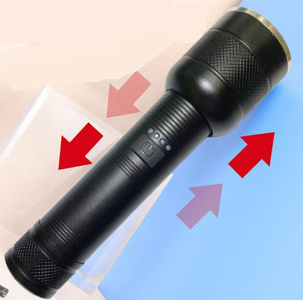 P70 26650/18650 Li-on Battery Bright Led flashlight Lantern