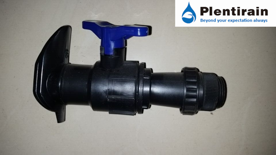 Plastic water crane offtake Valve For PE / PVC Lay Flat sprinkler hose