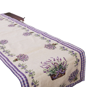 PLUS woven wholesale jacquard christmas tapestry table runner