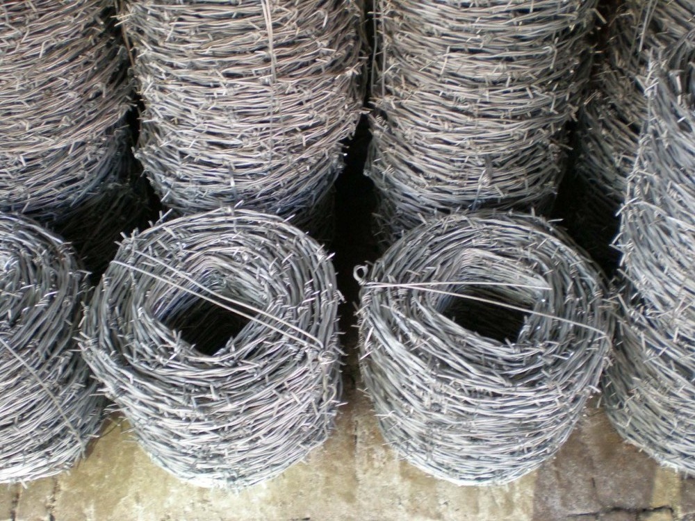 Hot sale  barbed wire factory for sale/ barbed wire machine/ cheap barbed wire