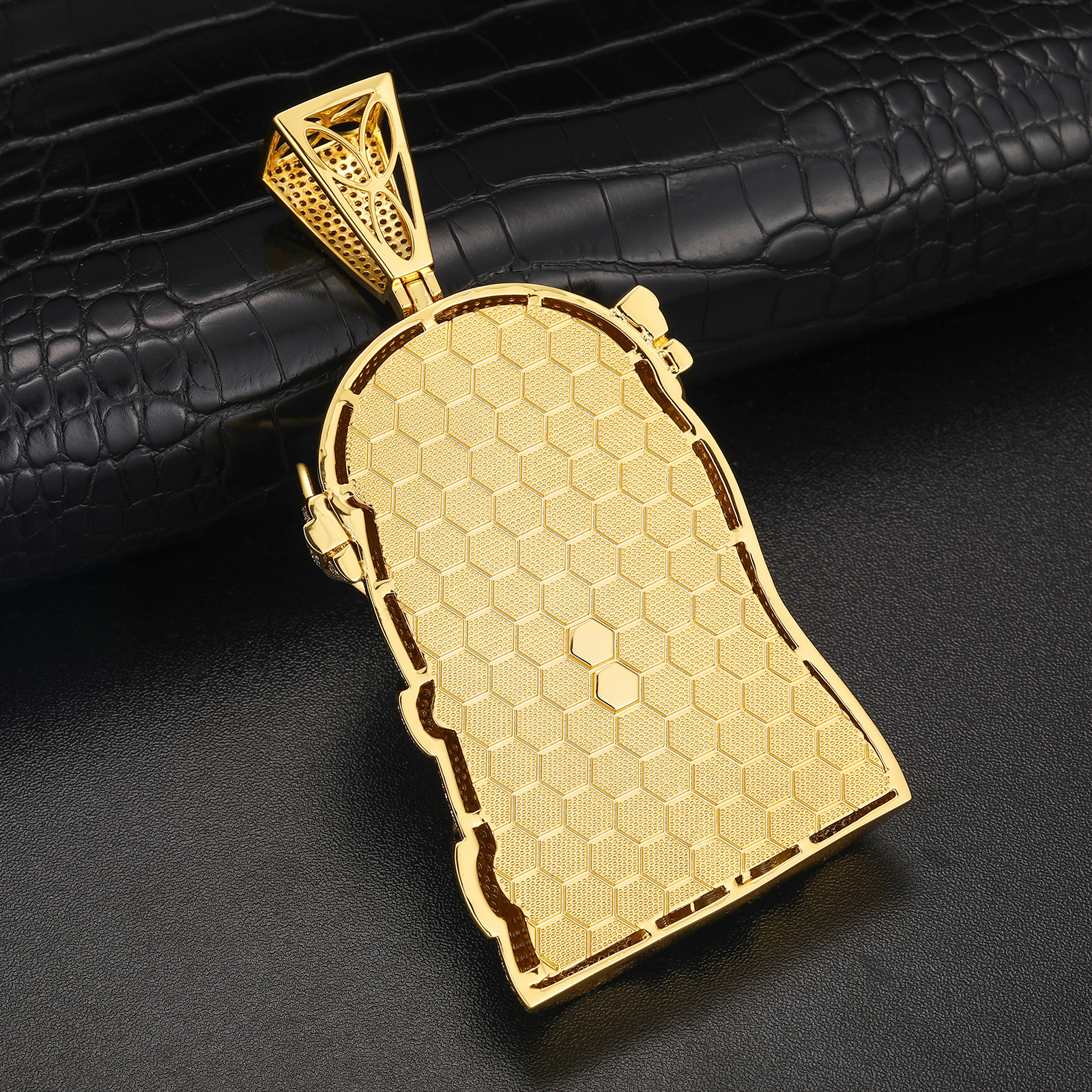 Dropshipping USA Stock Hip Hop Jewelry 18K Gold Plated Brass Micro Paved AAAAA CZ Diamond Iced Out Big Size Jesus Pendant