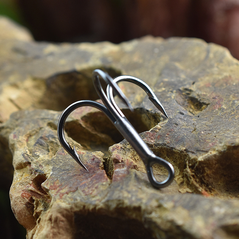 factory wholesale fishhook treble hook lure hook high carbon steel fishing hooks