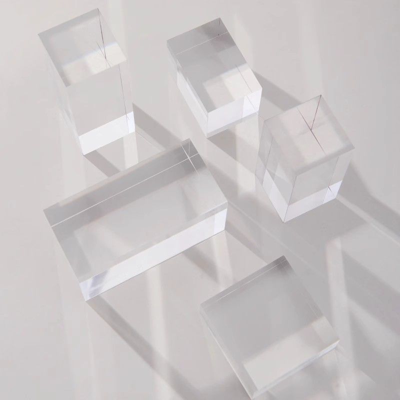 Customized Crystal Clear Plexiglass Acrylic Blocks Cube for minerals and crystal display with logo imprinted