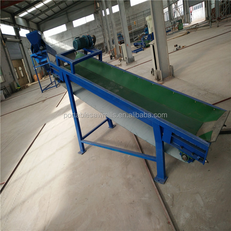 conveyor for wood chips, wood sawdust and wood shavings