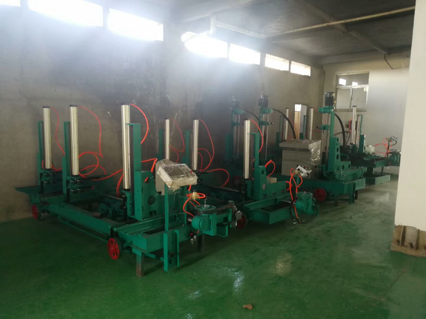 vertical band sawmill with CNC carriage automatic wood cutting machine