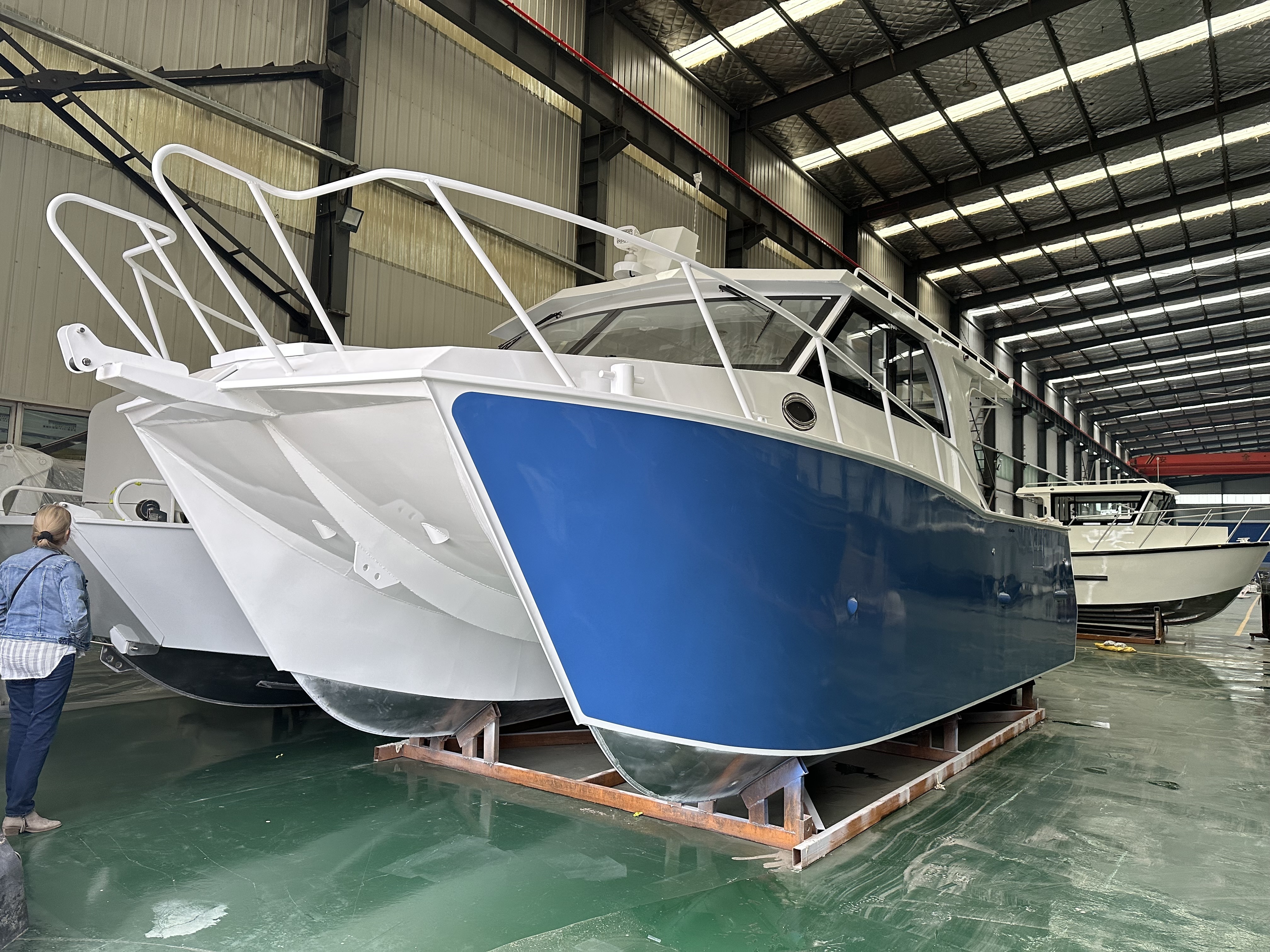 2024 New Catamaran Power Plate Boat 10M Family Boat Professional Aluminum Fishing Boat Yacht