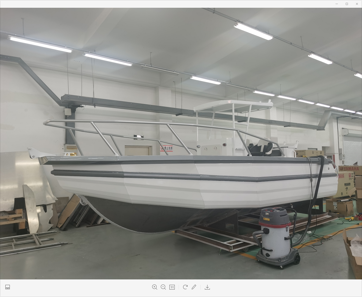 6m outboard aluminum center console fishing boat with hardtop