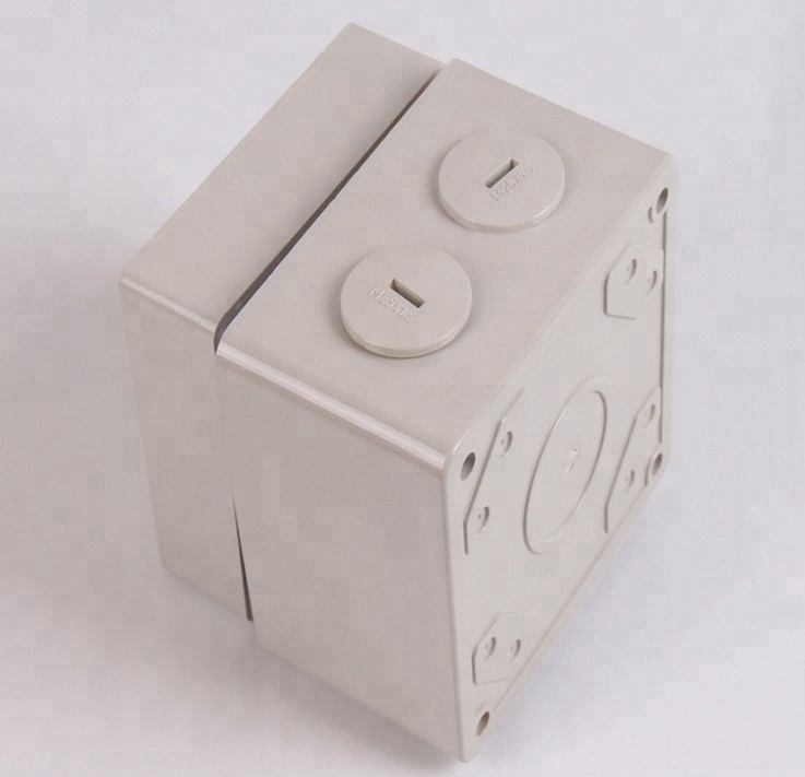 China Goods Australia Industrial Wholesale 56 SW232 IP66 Waterproof Micro Switch Change Over Switch