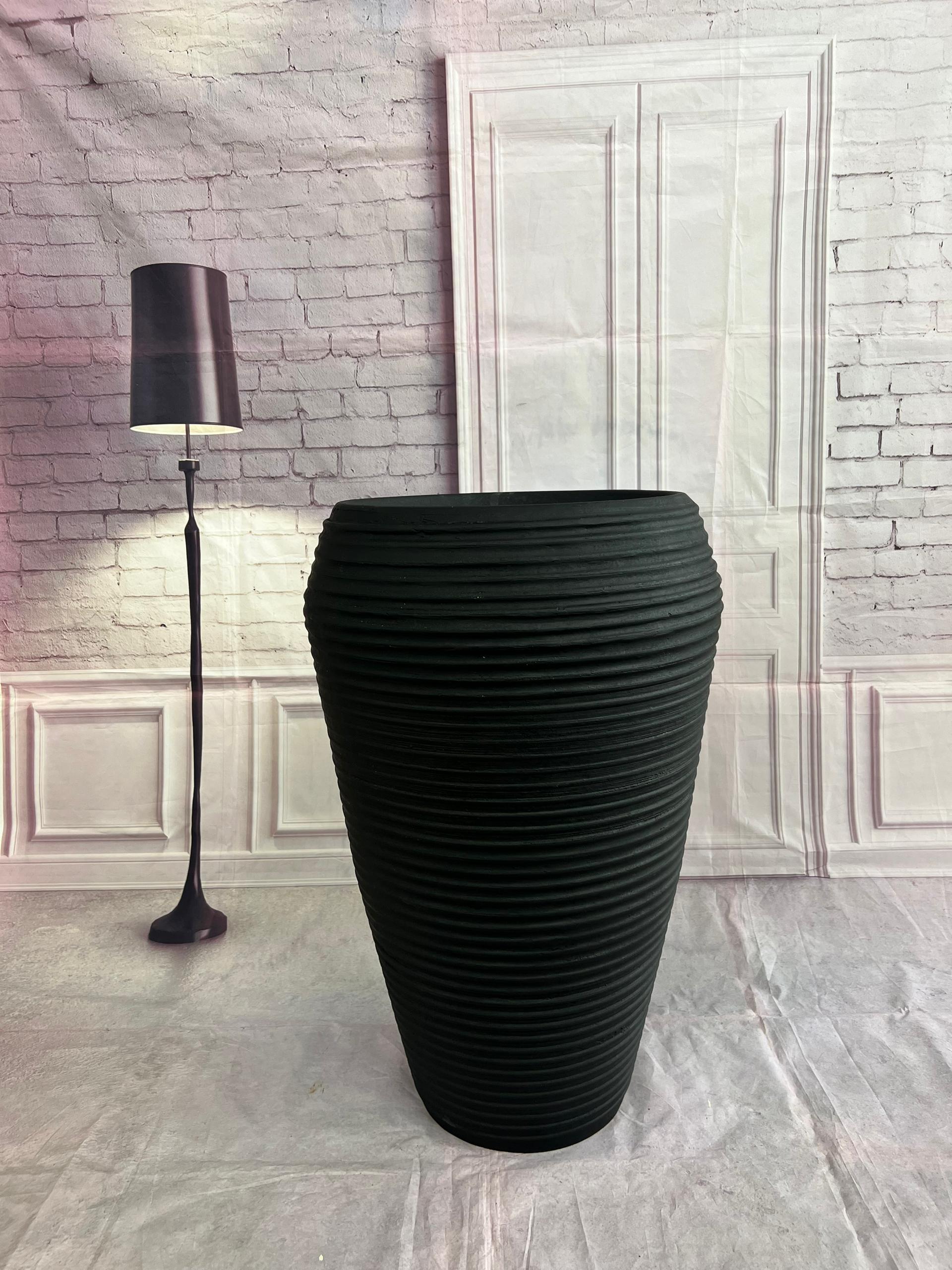 Modern Design Fiberglass Flowerpots for Floor Home Garden Plant Engineering Flower Nursery Production Shopping Mall Hotel