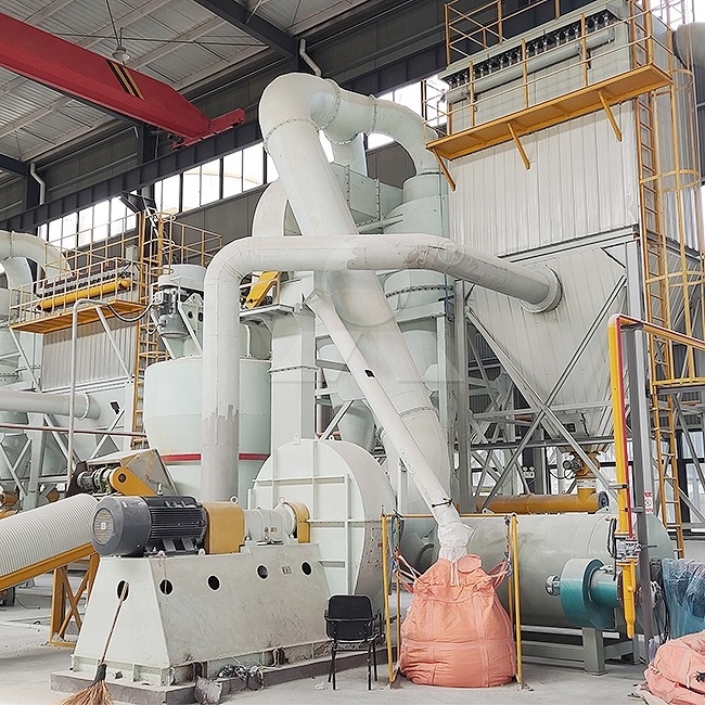 Calcined Kaolin Calcium Hydroxide Grinding Machine CACO3 Micro Powder Raymond Grinding Mill Price