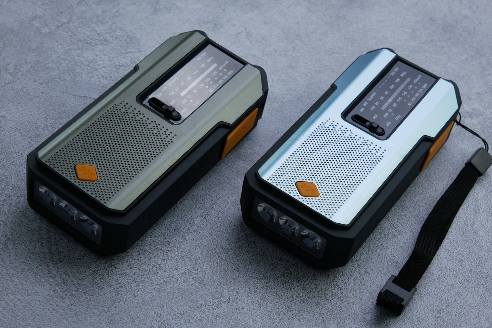 NEW Design Portable Outdoor FM AM NOAA Radio With Power Bank LED Light Solar Charging  Hand Crank