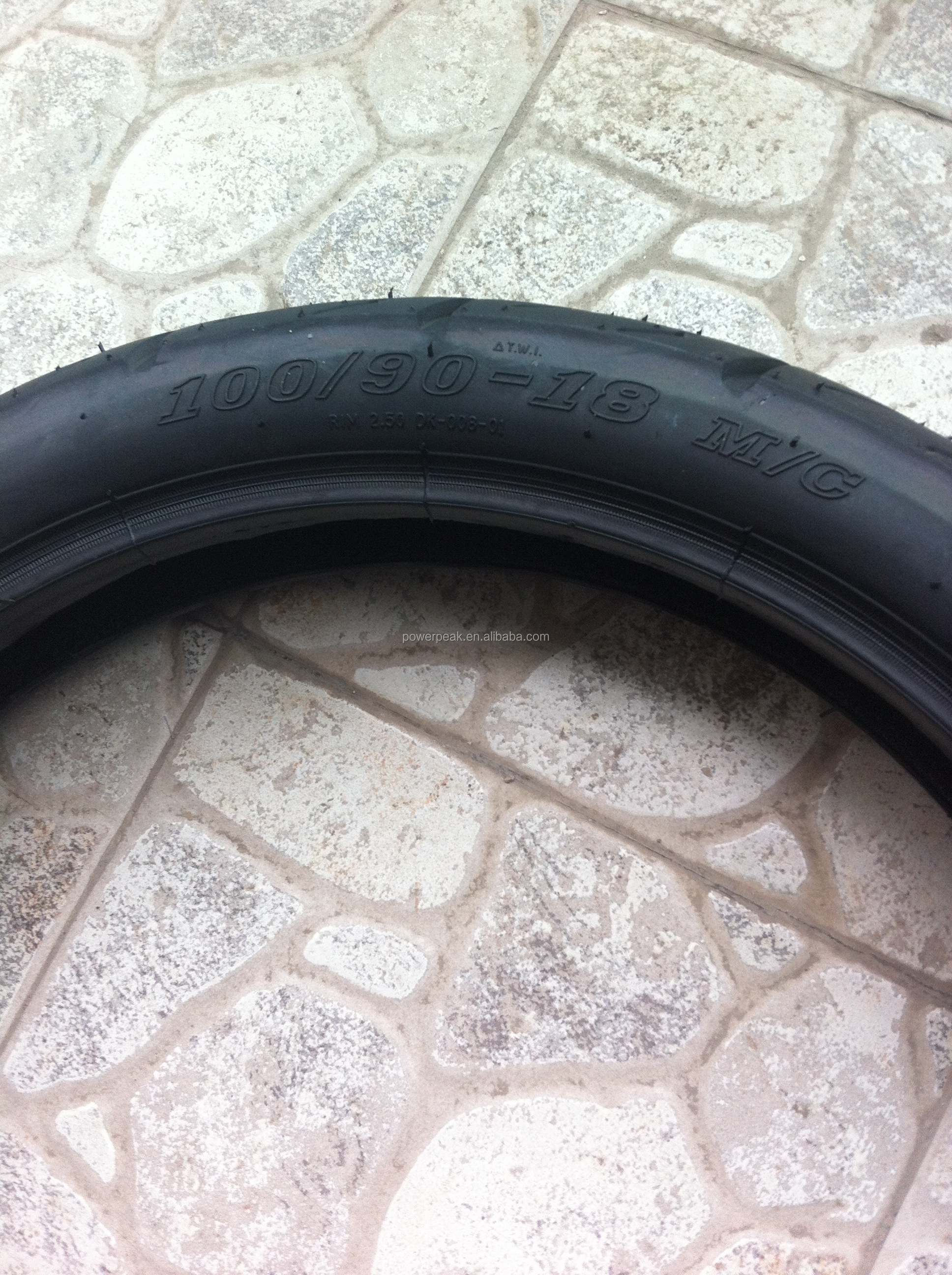 Super Quality Wholesale Rubber Motorcycle Tyre 90/90-18 moto spare parts