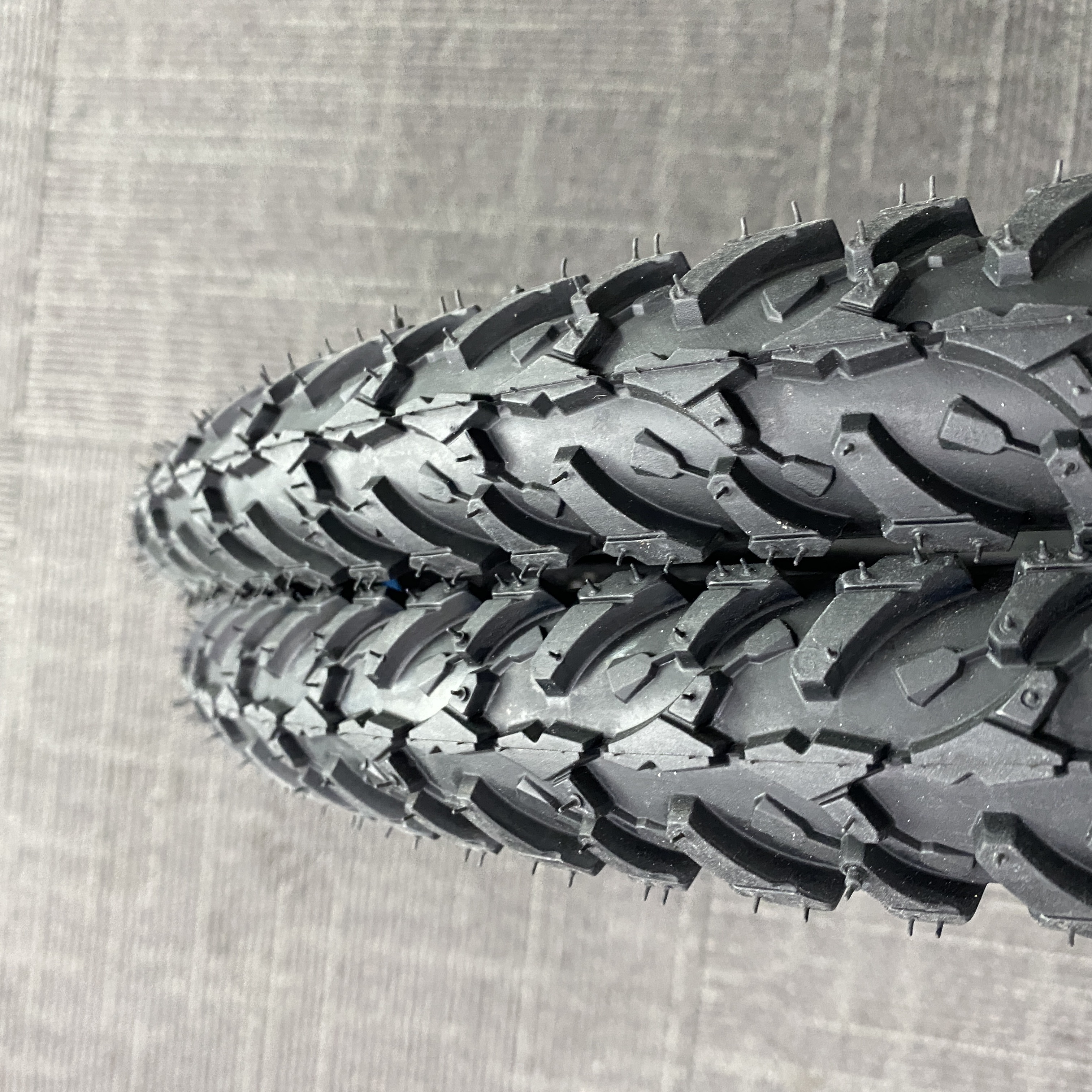 Hot Sale Bicycle Tire Parts Black Outer Tube Bike Tyres 20x2.125 24x1.95 24x2.125 24x1.95 2.10 2.125 20 24 26 Inches