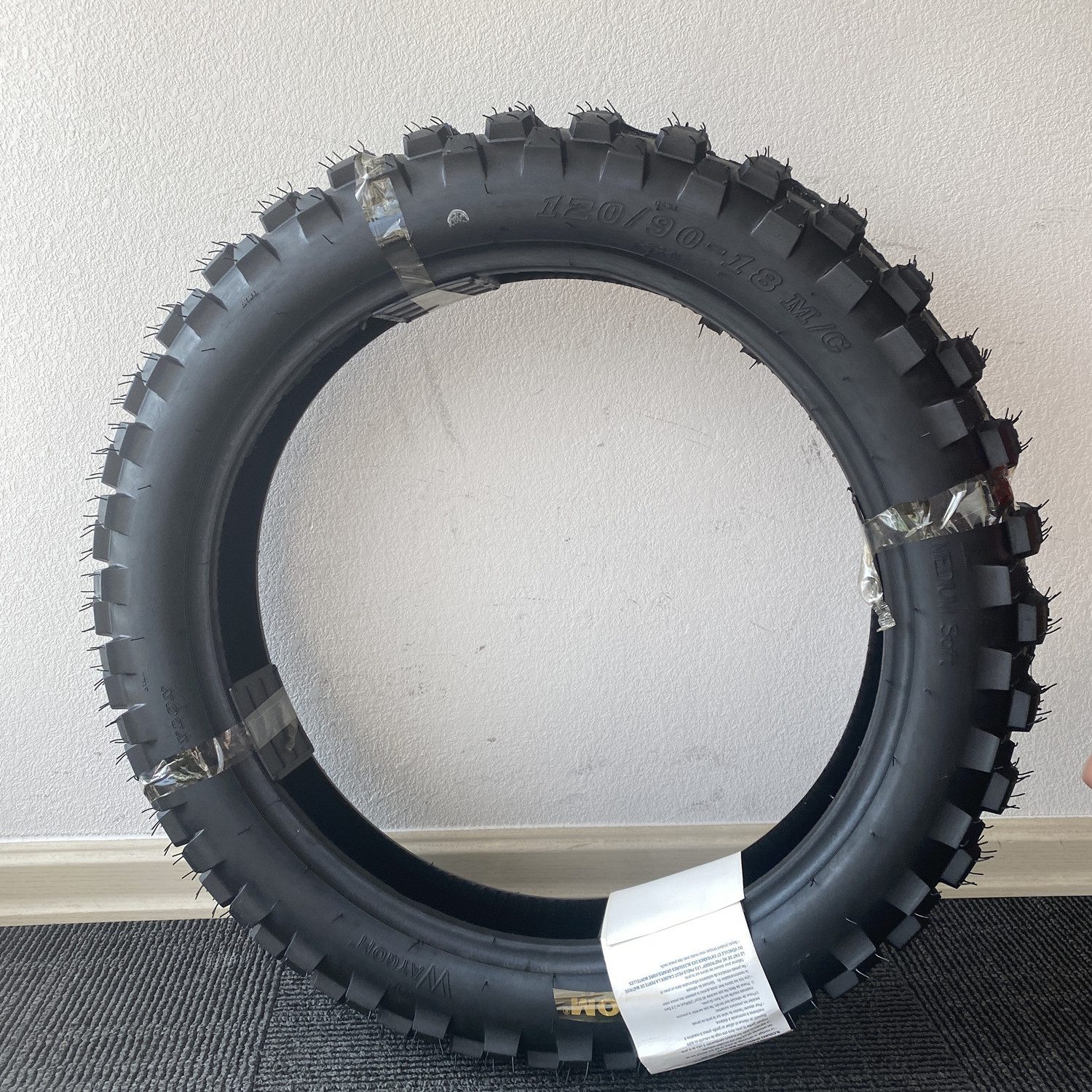 Big Size Tubeless Motorcycle Tyre 140 70 17 150/60/17 120 90 16 llantas para moto