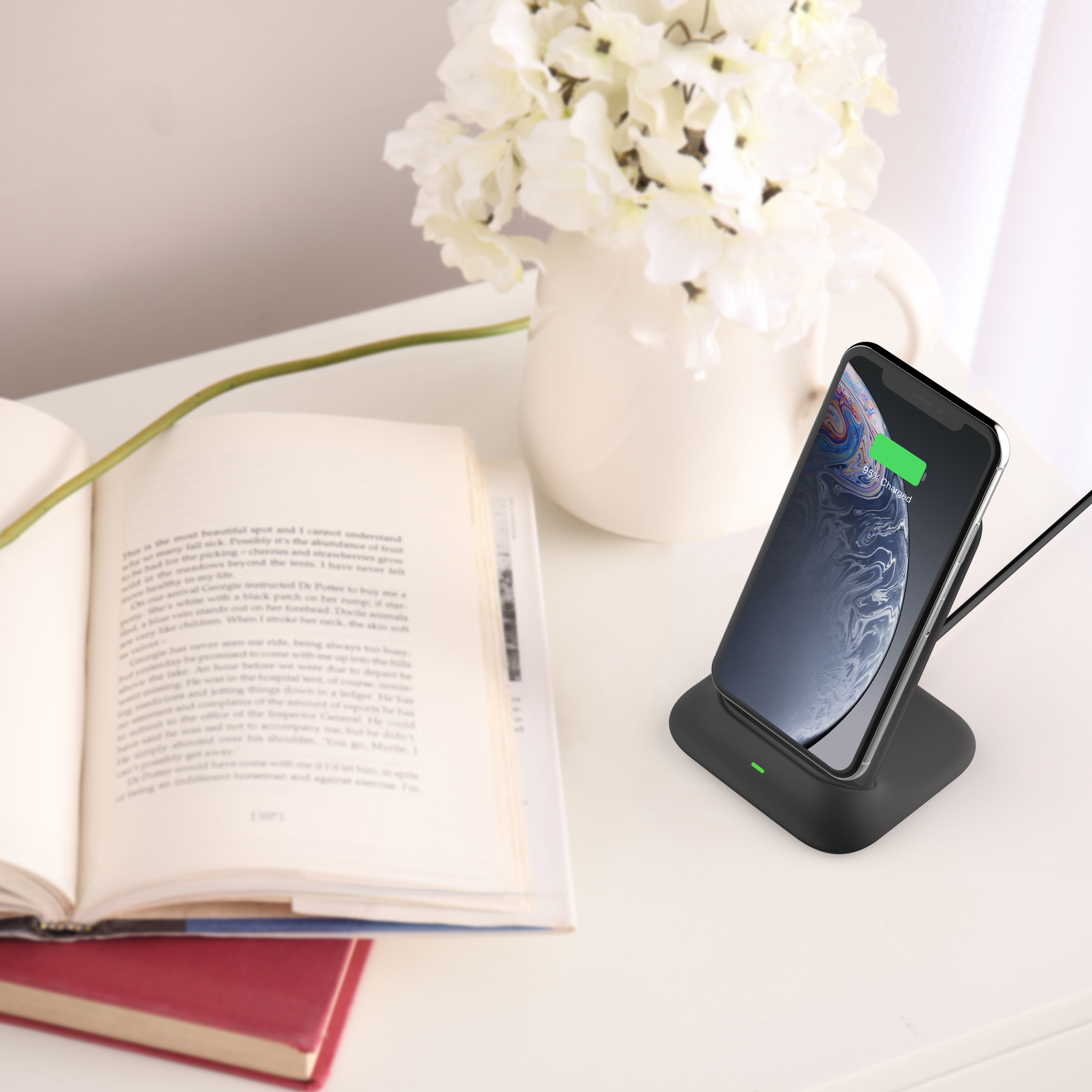 Qi Certified 15W Universal Wireless Charging Stand 2 in 1 Fast Charging PD Portable Mobile Phone charger with Holder