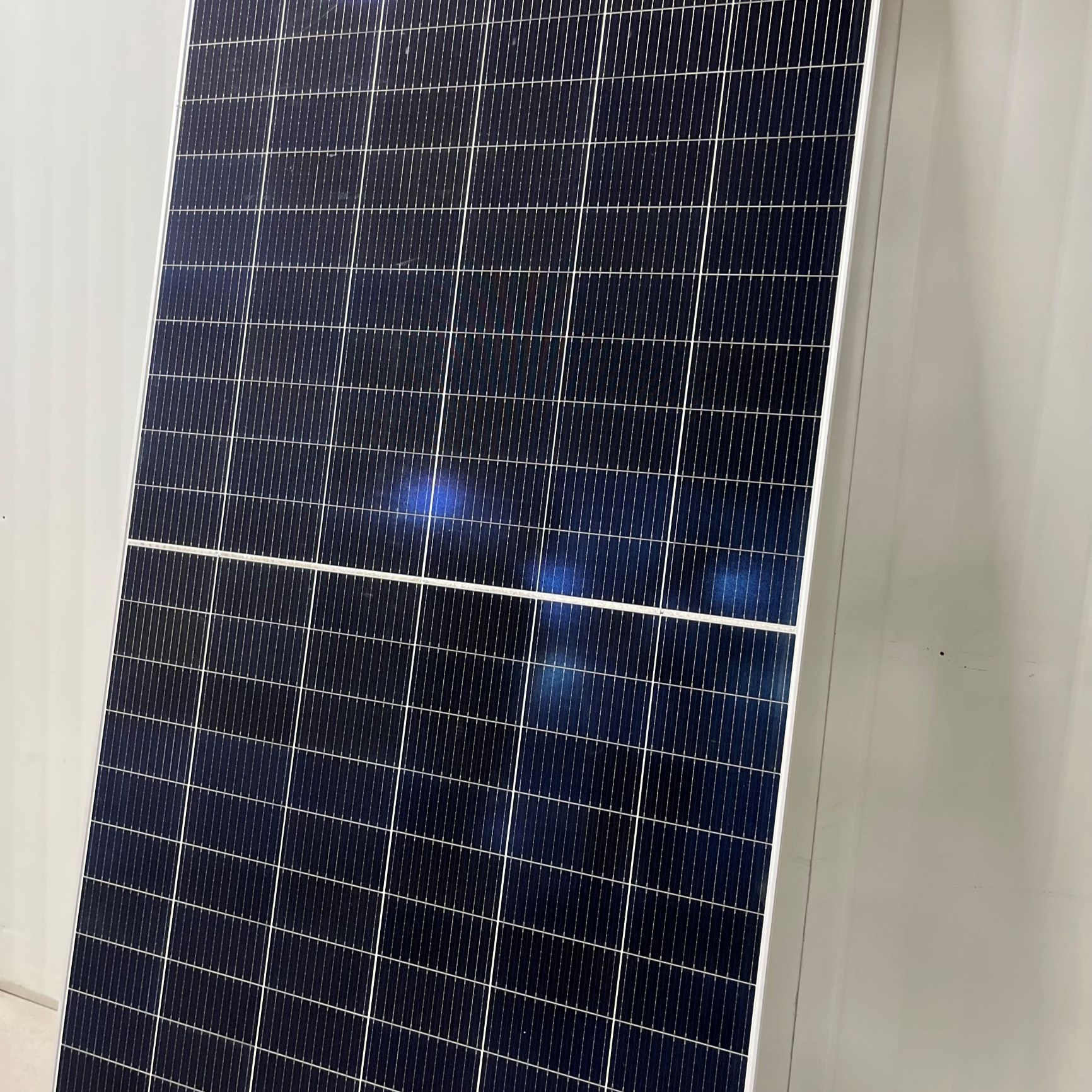 Factory Direct Price Half Cell 450 watt 550 watt 700 watt PV Module Bifacial 600 watt Solar Panel